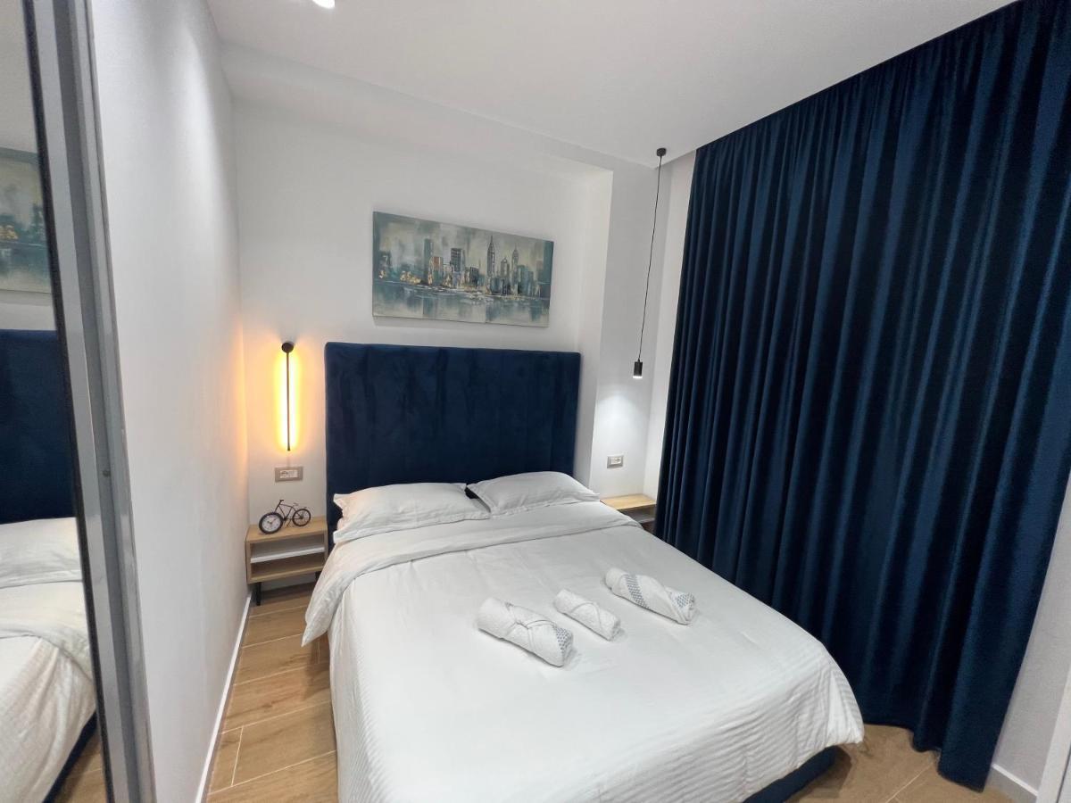 Apartament In Blloku In Front Of Taiwan Tiranë Ngoại thất bức ảnh