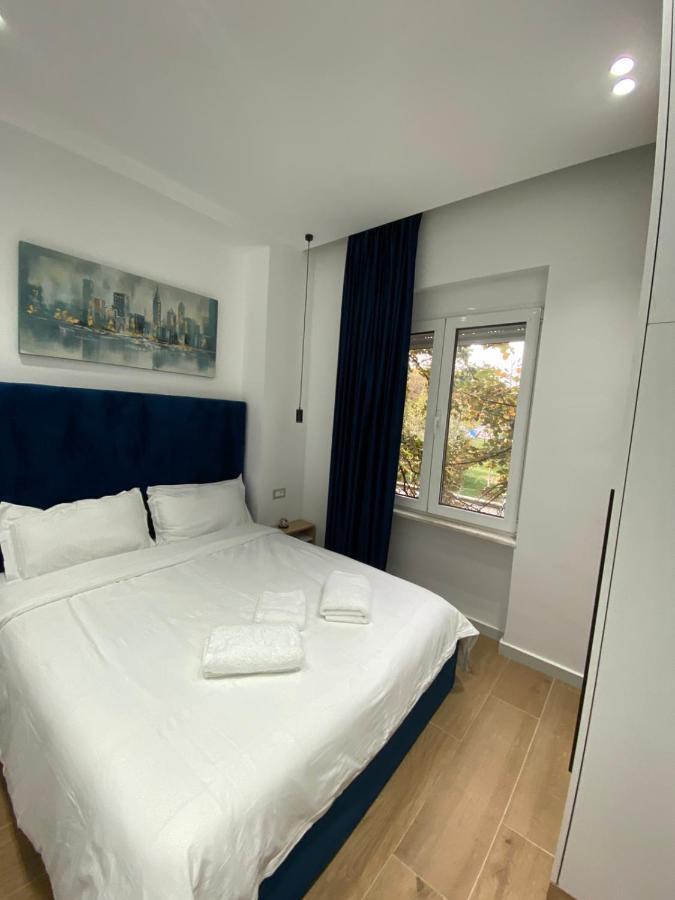 Apartament In Blloku In Front Of Taiwan Tiranë Ngoại thất bức ảnh