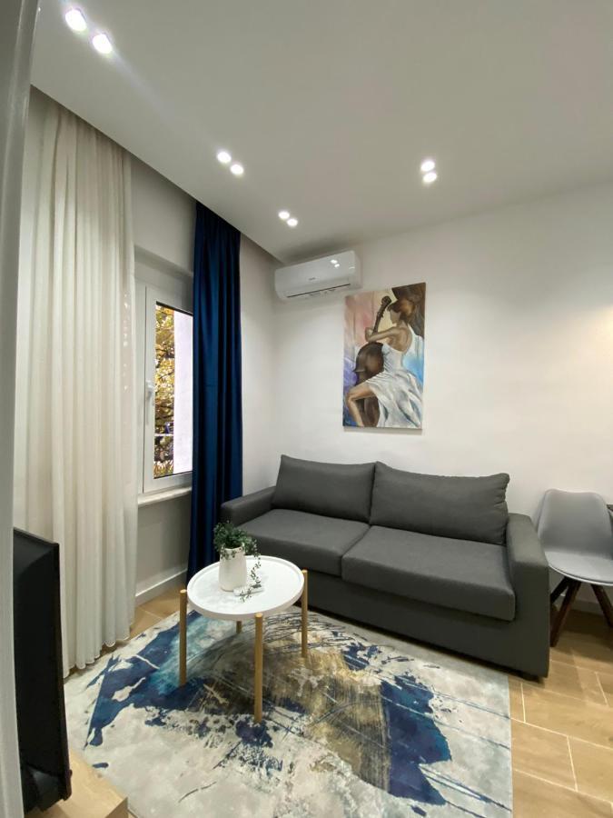 Apartament In Blloku In Front Of Taiwan Tiranë Ngoại thất bức ảnh
